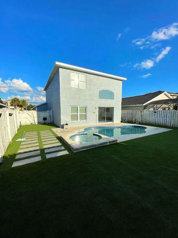 Family Home 10Mi From Disney W/Pool Kissimmee Holiday home